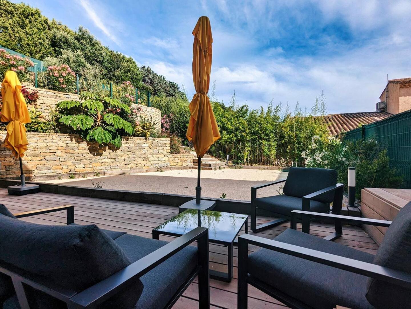 Lone Star Riviera - 5 Minutes Walk To The Beach Carqueiranne Εξωτερικό φωτογραφία
